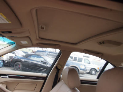 2003 BMW 325 i