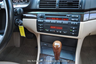 2001 BMW 325 i