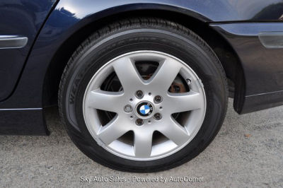 2001 BMW 325 i