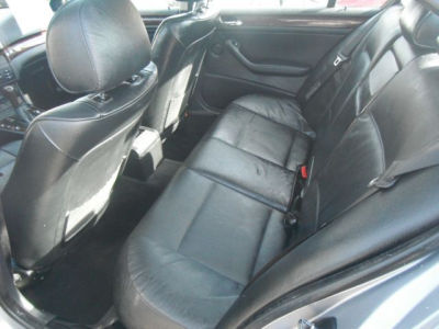 2004 BMW 325 xi