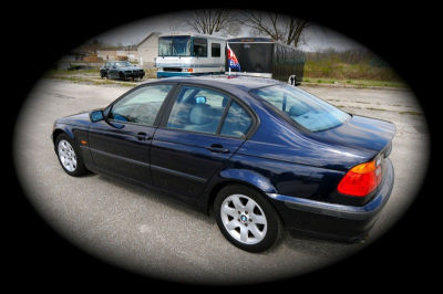 2001 BMW 325  i