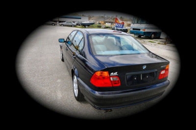 2001 BMW 325  i