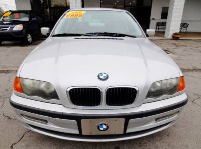 2001 BMW 325  i