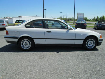 1994 BMW 325 iS