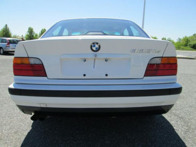 1994 BMW 325 iS