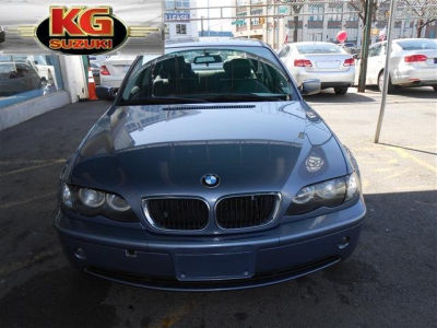 2002 BMW 325  i