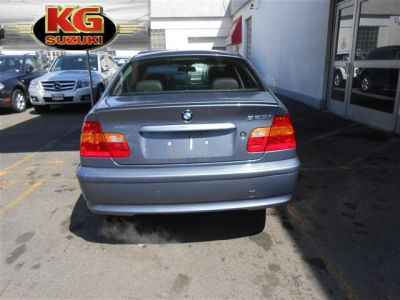 2002 BMW 325 i