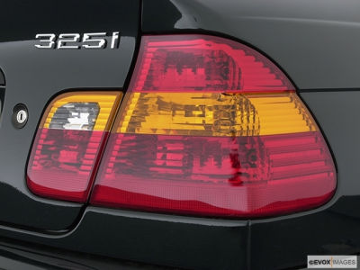 2002 BMW 325 i