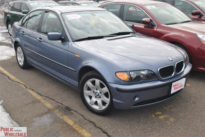 2005 BMW 325  xi