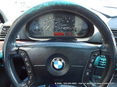 2003 BMW 325 xi