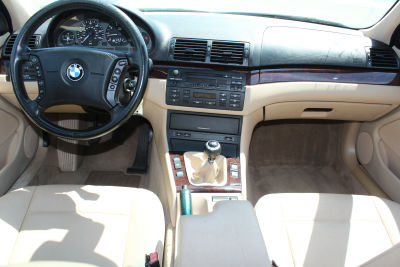 2005 BMW 325 i