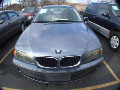 2002 BMW 325 i