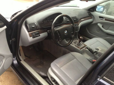 2001 BMW 325 i