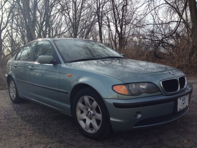 2003 BMW 325  i