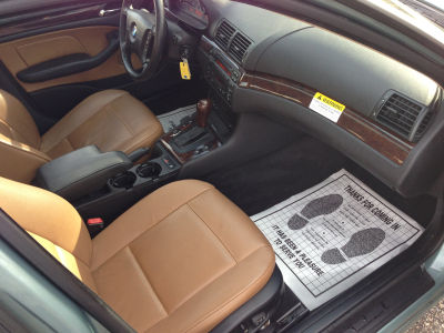 2003 BMW 325  i