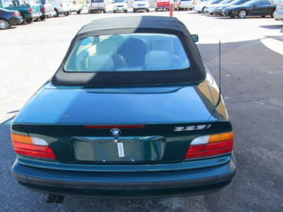 1995 BMW 325  i