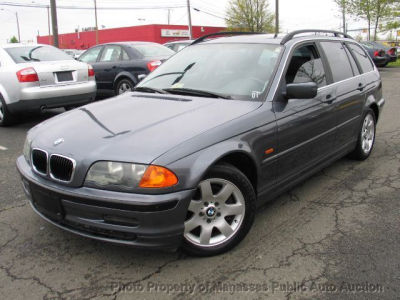 2001 BMW 325  i