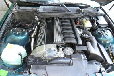 1994 BMW 325 iS