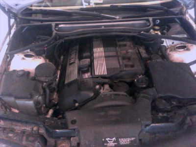 2002 BMW 325 xi
