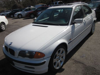 2001 BMW 325 i