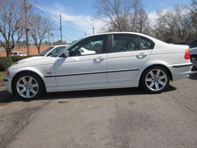 2001 BMW 325 i