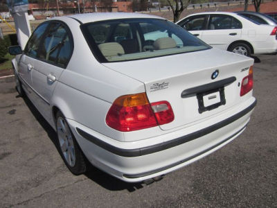 2001 BMW 325 i