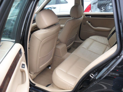 2001 BMW 325 xi