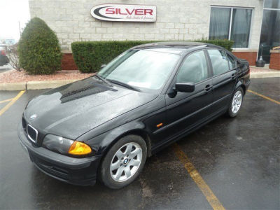 2001 BMW 325  i