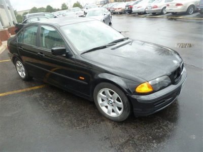 2001 BMW 325  i