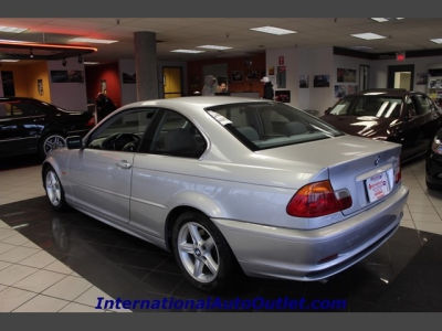 2001 BMW 325  Ci