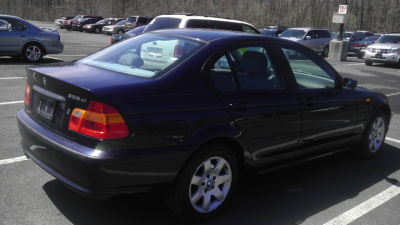2002 BMW 325 xi