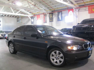 2002 BMW 325 xi