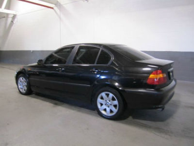 2002 BMW 325 xi