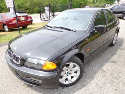 2001 BMW 325  i