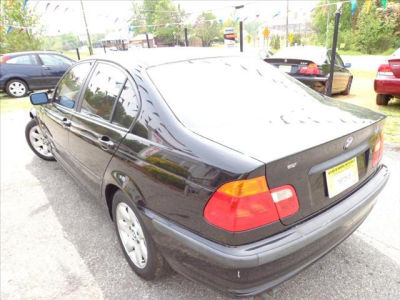2001 BMW 325  i