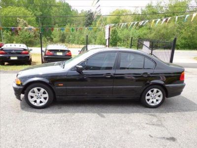2001 BMW 325  i