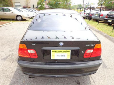 2001 BMW 325  i