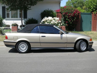 1994 BMW 325  i