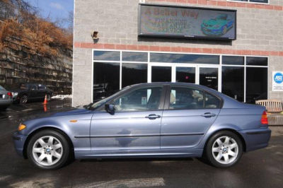 2004 BMW 325 i