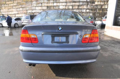 2004 BMW 325 i
