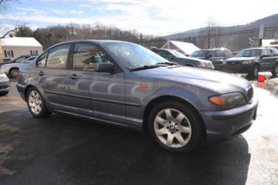 2004 BMW 325 i
