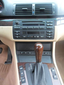 2002 BMW 325 xi