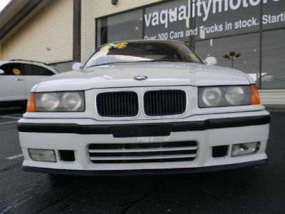 1994 BMW 325  iS
