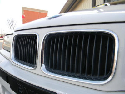 1994 BMW 325  iS