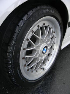 1994 BMW 325  iS