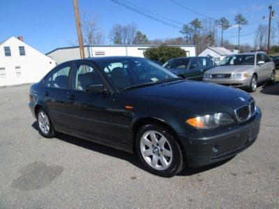 2003 BMW 325  i