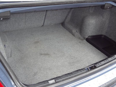 2001 BMW 325 i