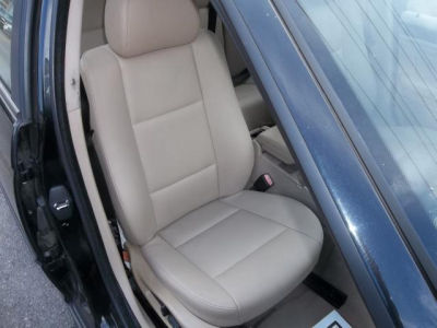 2003 BMW 325 xi