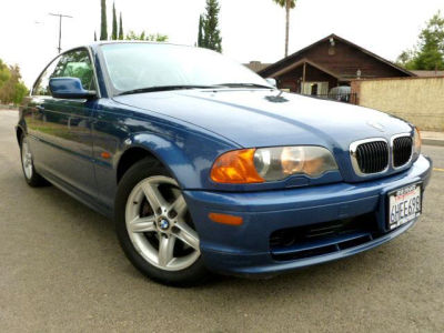 2001 BMW 325  Ci