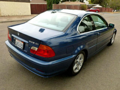 2001 BMW 325  Ci